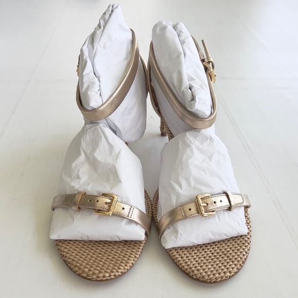 New SCHUTZ Aurora Mid Heel Sandal Women's SIZE 9.5 Gold Metalic Napa Platina - Picture 4 of 12